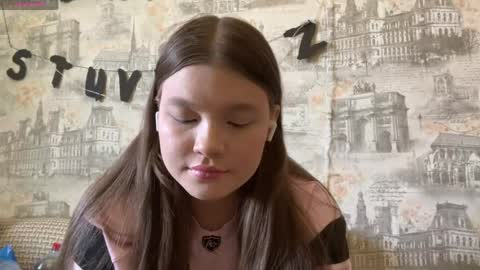 Snapshot of lorrineyosko chatting on 3, 4, 2026 Thea online show from 3, 4, 2026