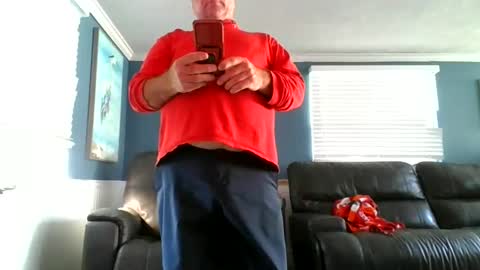 Snapshot of lostclover695 chatting on 3, 11, 2025 lostclover695 online show from 3, 11, 2025