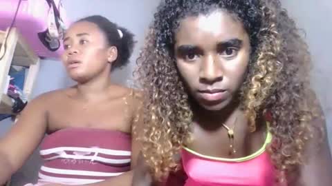 Snapshot of louane98 chatting on 7, 2, 2026 louane98 online show from 7, 2, 2026