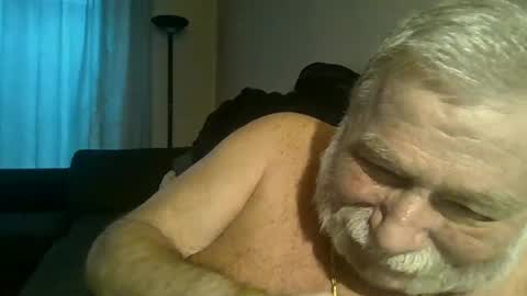 Snapshot of louis_chokdee chatting on 24, 2, 2025 louis_chokdee online show from 24, 2, 2025