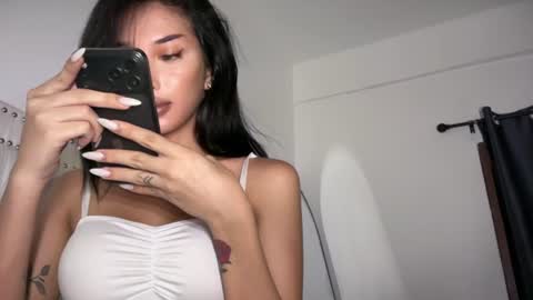 Snapshot of louiseelizabeth chatting on 1, 8, 2026 samantha online show from 1, 8, 2026