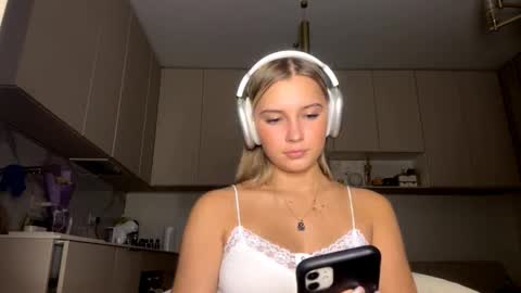 Eliza online show from 3, 3, 2026