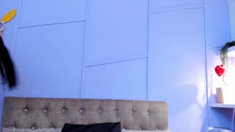 Snapshot of lourenfox chatting on 8, 10, 2025 Louren Fox online show from 8, 10, 2025