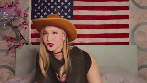 Snapshot of lovamanda chatting on 9, 7, 2026 lovamanda online show from 9, 7, 2026
