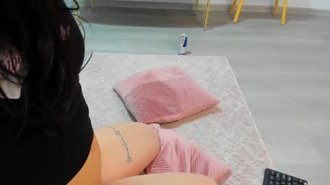 Andreea online show from 9, 4, 2026