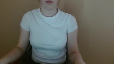 Vivian online show from 17, 4, 2026