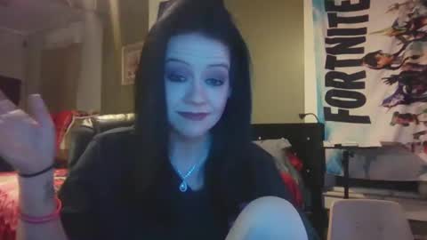 loveashlii online show from 14, 5, 2026