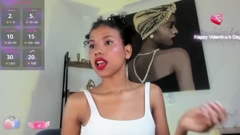 Snapshot of lovecurls_ chatting on 15, 12, 2024 Luna online show from 15, 12, 2024