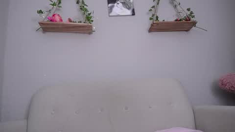 Snapshot of loveegirll chatting on 24, 2, 2025 katalina online show from 24, 2, 2025