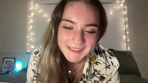 Olivia Rose online show from 16, 7, 2026