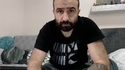 loveivat80 online show from 10, 12, 2024