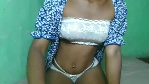 lovelaspice online show from 15, 4, 2026