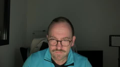 Snapshot of lovelick007 chatting on 25, 12, 2024 lovelick007 online show from 25, 12, 2024