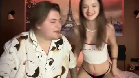 Mileena and Oliver online show from 13, 11, 2025