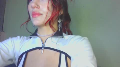 Snapshot of lovely_akira_xwx chatting on 11, 3, 2026 Tami online show from 11, 3, 2026