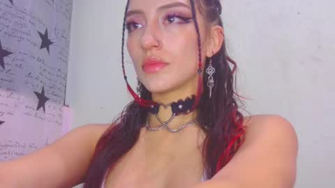 Snapshot of lovely_akira_xwx chatting on 15, 4, 2026 Tami online show from 15, 4, 2026