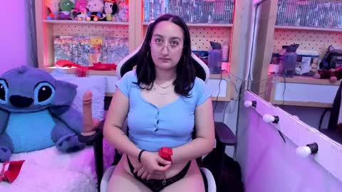 Chloe online show from 3, 3, 2025