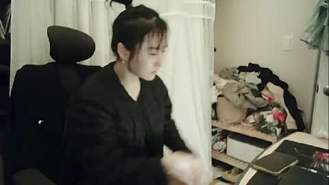 DANA KIM online show from 24, 2, 2025