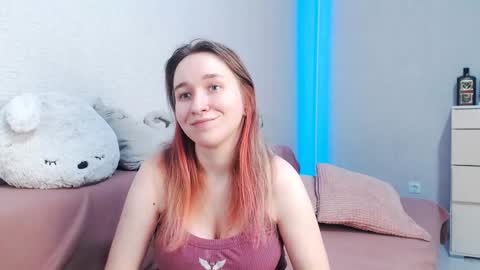 Lovely Hayley online show from 16, 4, 2026