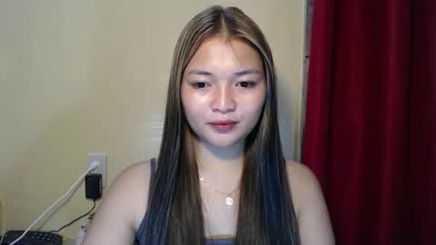 Lovely Laura online show from 23, 12, 2024