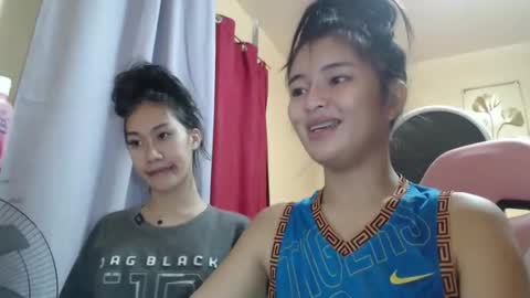 Lovely Laura online show from 24, 9, 2025
