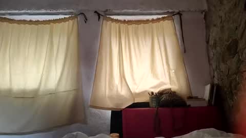 Snapshot of lovely_maia chatting on 9, 11, 2025 Maya online show from 9, 11, 2025