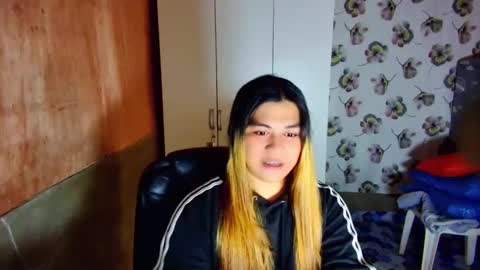 lovely_ricaxxx online show from 13, 10, 2025