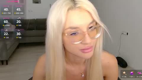 Snapshot of lovelybianca_ chatting on 27, 6, 2026 lovelybianca_ online show from 27, 6, 2026
