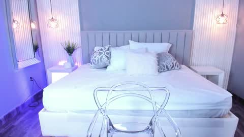 Lovely online show from 28, 9, 2025