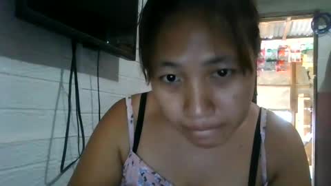 Snapshot of lovelyladylynxxx chatting on 6, 2, 2025 LocwlyLSYlYNXXX online show from 6, 2, 2025