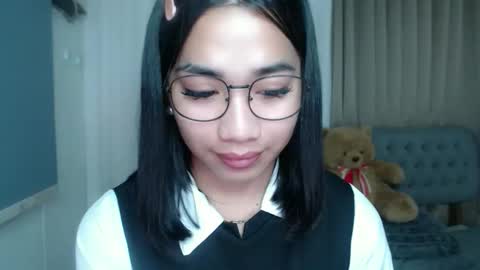 lovelymae18 online show from 7, 3, 2026