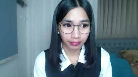 lovelymae18 online show from 24, 3, 2026