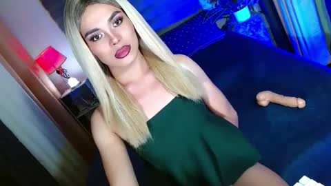 lovelymiss_shyna11 online show from 9, 9, 2025