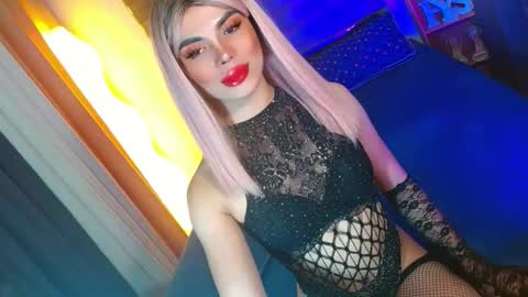 lovelymiss_shyna11 online show from 12, 3, 2026