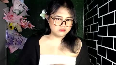 lovely online show from 9, 10, 2025