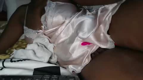 miss fancy louis online show from 2, 3, 2026