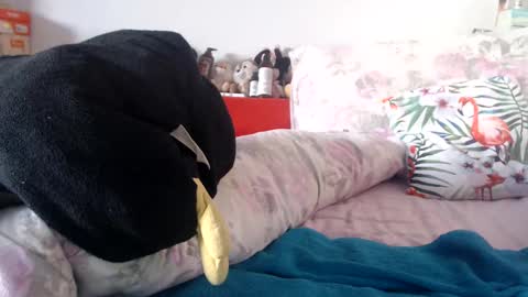 Snapshot of lovelywoman22 chatting on 5, 3, 2025 lovelywoman22 online show from 5, 3, 2025