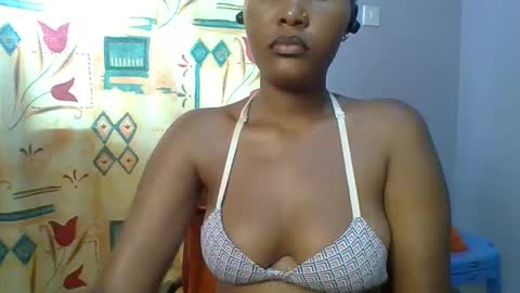 Snapshot of lovelyy_dreams chatting on 18, 3, 2026 Hanna online show from 18, 3, 2026