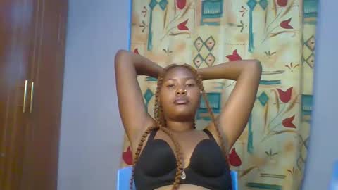 Snapshot of lovelyy_dreams chatting on 27, 3, 2026 Hanna online show from 27, 3, 2026