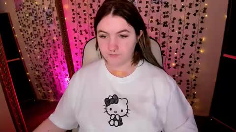 Julia  online show from 7, 3, 2026