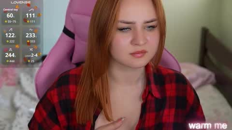 Snapshot of lovelyybell chatting on 27, 9, 2025 B E L L online show from 27, 9, 2025