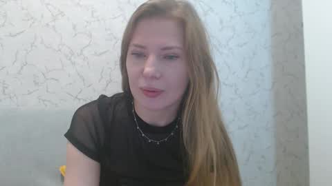 Mary Love online show from 3, 2, 2025