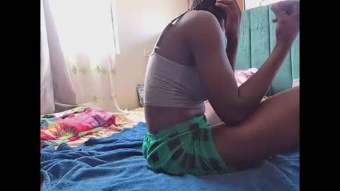 Snapshot of lovergirl2003 chatting on 24, 1, 2025 Kate online show from 24, 1, 2025