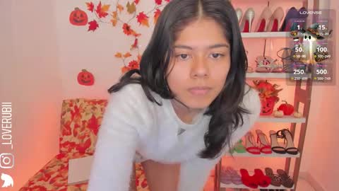 Snapshot of loverubii chatting on 23, 10, 2025 loverubii online show from 23, 10, 2025