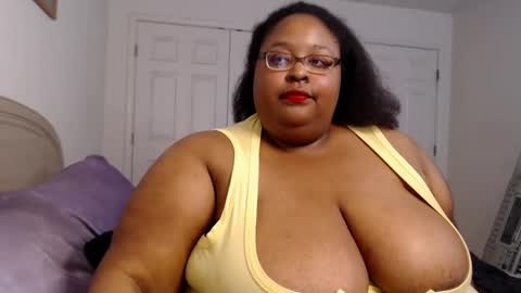 Snapshot of loves_aura chatting on 3, 1, 2025 Alyson online show from 3, 1, 2025