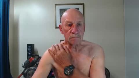 Snapshot of lovesblackazz chatting on 7, 11, 2025 Lovesblackazz online show from 7, 11, 2025