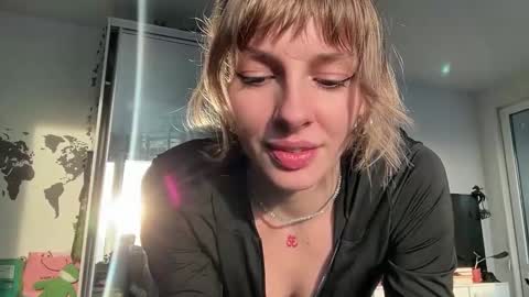 lovesstation online show from 21, 2, 2026