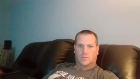 lovetocum37 online show from 17, 11, 2025