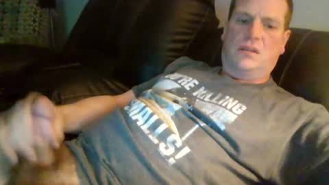 lovetocum37 online show from 24, 3, 2026