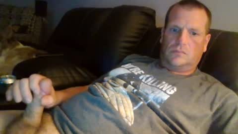 lovetocum37 online show from 2, 6, 2026